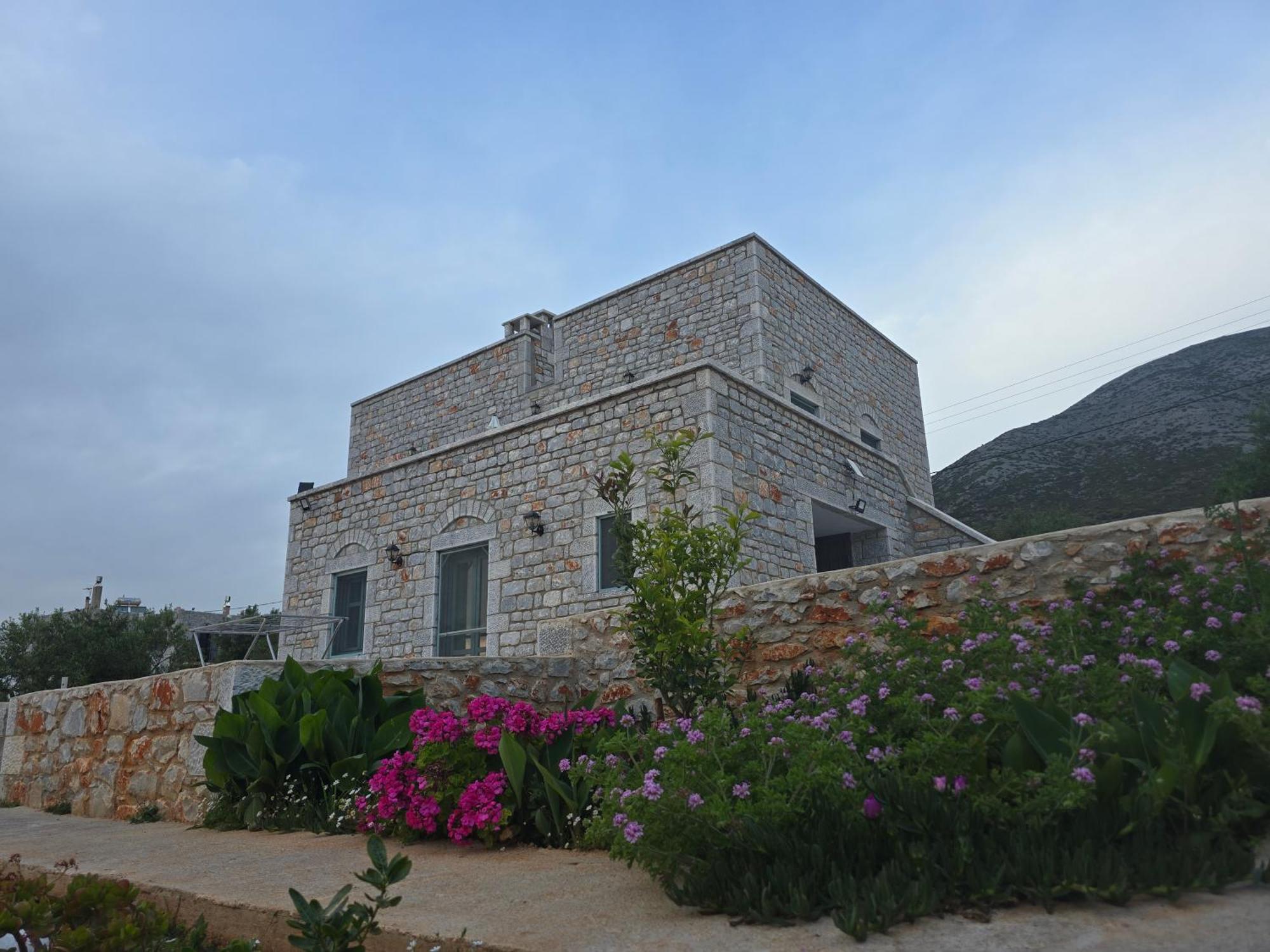 Sugar Stone House Apartment Pyrgos Dirou Ngoại thất bức ảnh